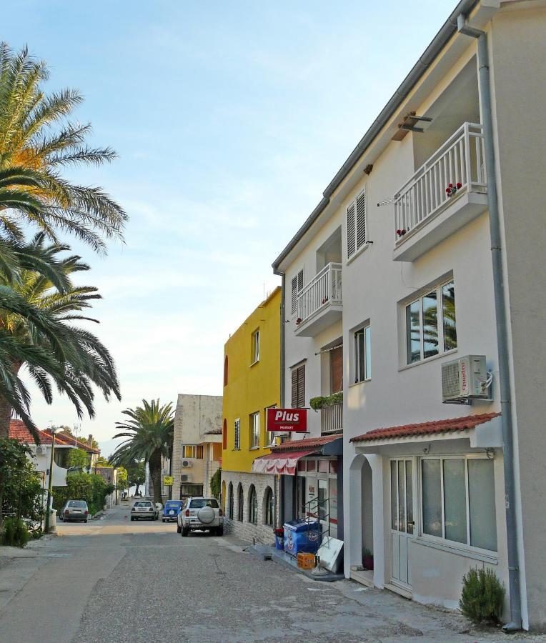 Apartments By The Sea Drvenik Donja Vala, Makarska - 6756 Dış mekan fotoğraf